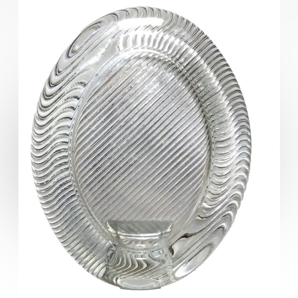 Mikasa Crystal Glass Oval Picture Frame with Ribbed Wave Design Freestanding